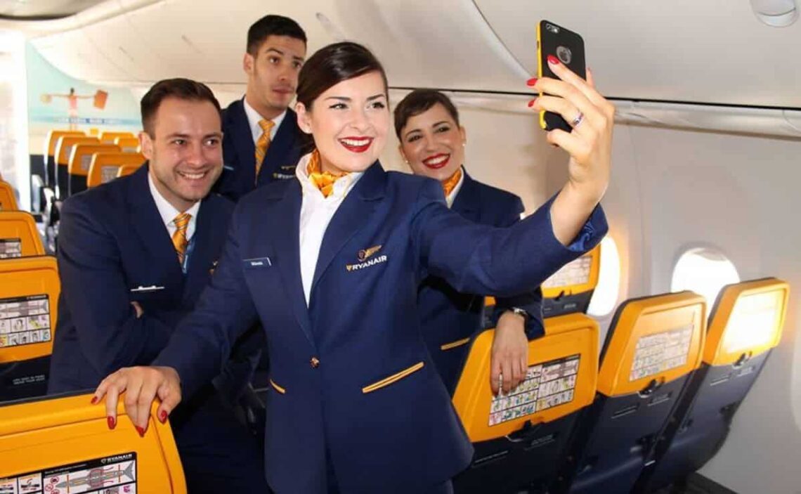 Ryanair ofrece puestos de empleo en España