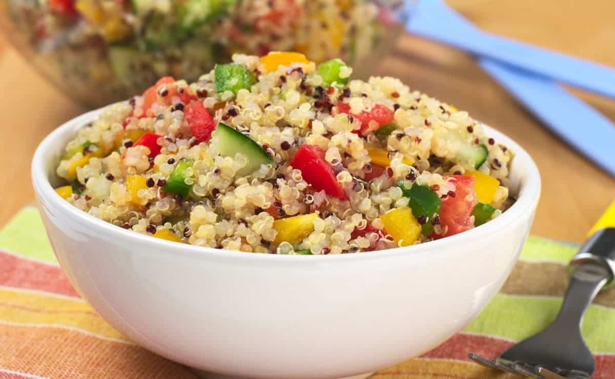 La ensalada de quina es perfecta para comer si hacemos el ayuno intermitente