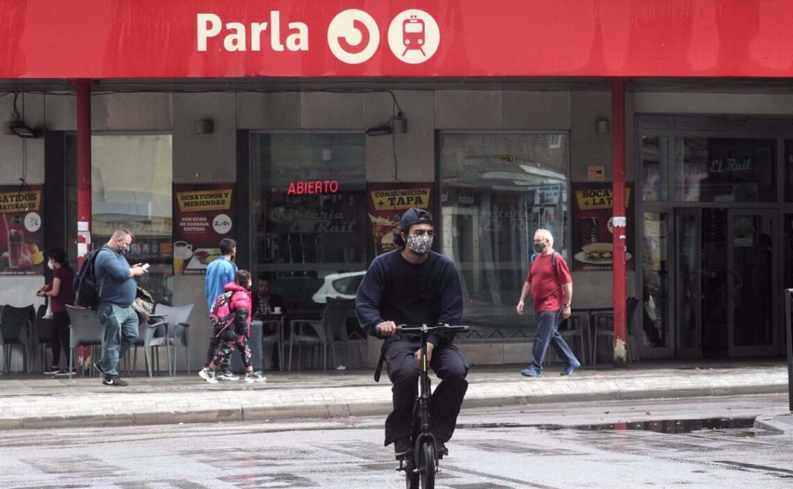 Detenidos dos hombres por secuestrar y violar a una joven con alto grado de discapacidad en Parla (Madrid)