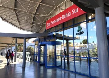 La Estación de Bahía Sur inaugura nuevas escaleras y ascensores más accesibles