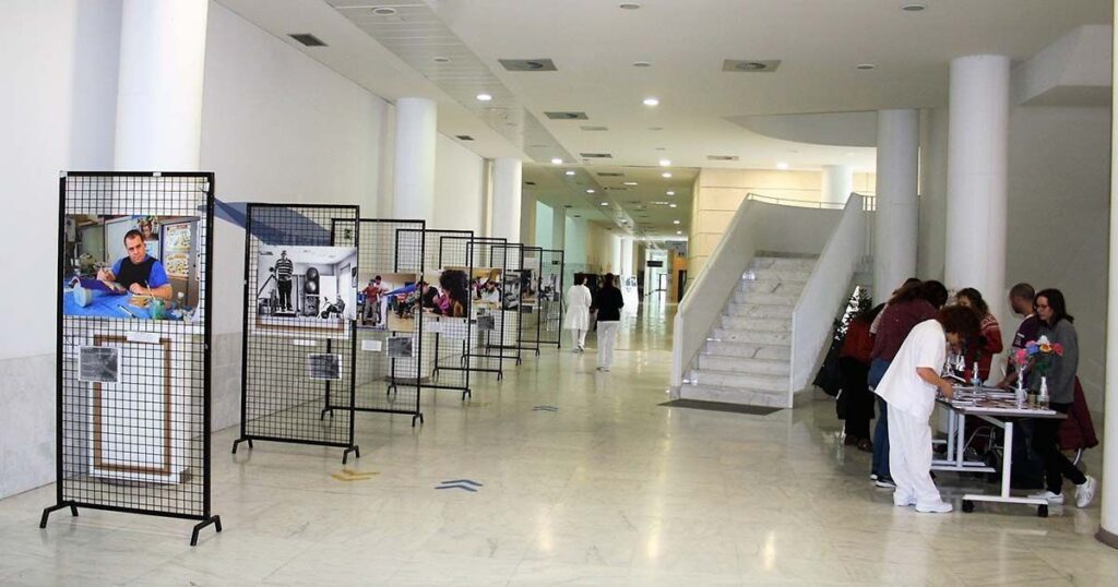 Exposición situada en el Hospital Santo Cecilio de Granada