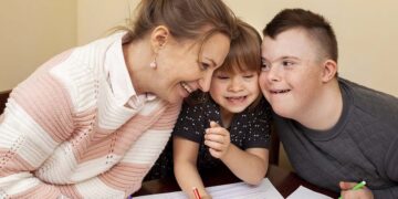 familia niños con síndrome de Down discapacidad