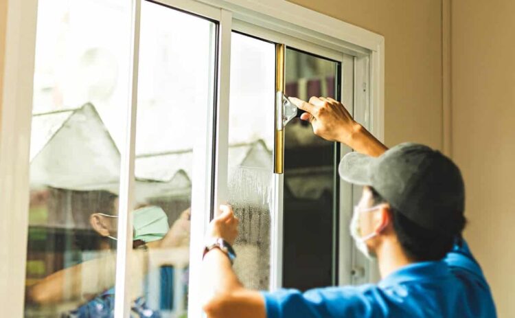 Trucos para aislar ventanas correderas del frío