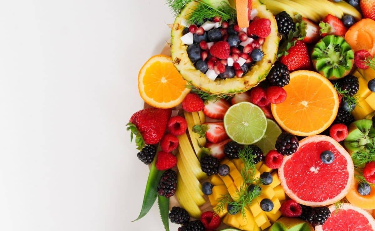 fruta calendario alimento dieta salud aporte nutrientes ocu