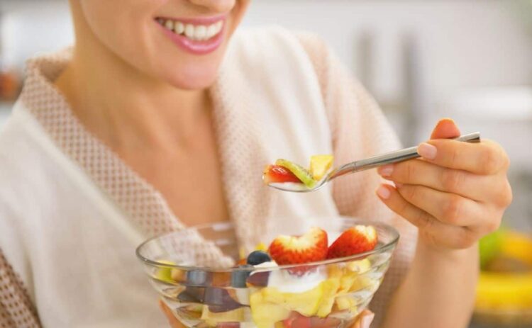 fruta cena alimento vitamina fibra digestión flora intestinal microbiota