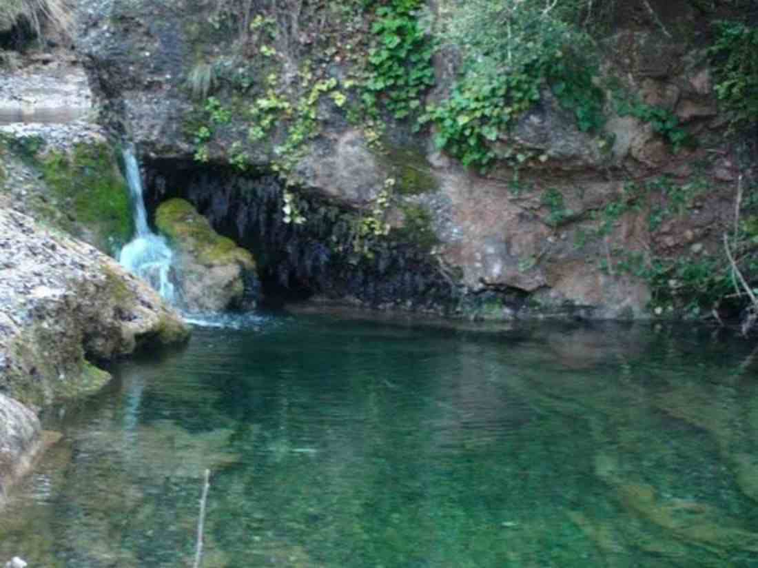 lago barcelona turismo piscinas naturales ríos agua turismo cataluña españa