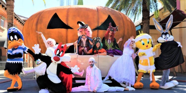Viajes Carrefour lanza la mejor oferta para disfrutar de Halloween en el parque Warner de Madrid