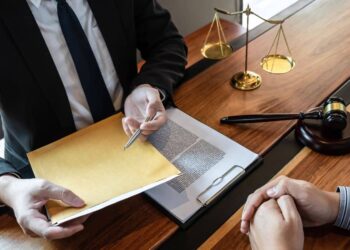 herencia casa personas mayores familia economía hereditario domicilio vivienda