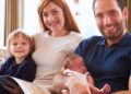 Familia con dos hijos