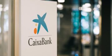 Caixabank presenta sus diferentes hipotecas para ahorrar dinero