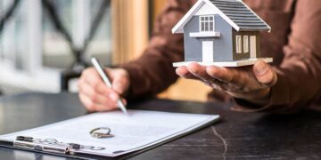 Firmar contrato de hipoteca