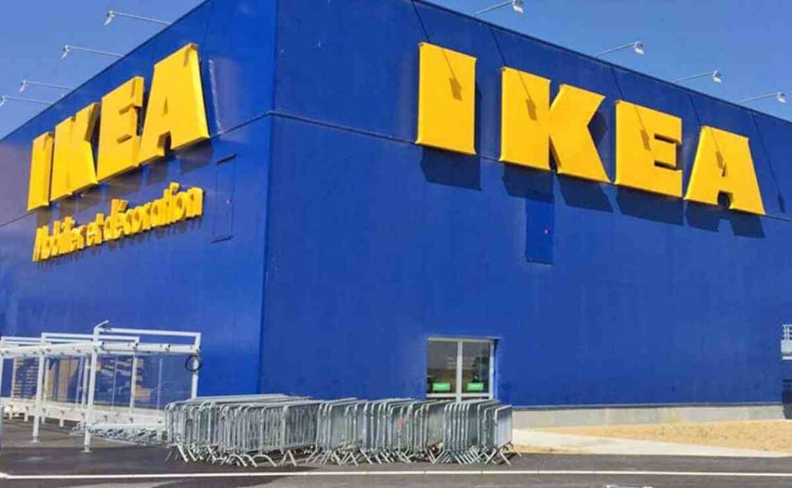 Estanterías esquineras para aprovechar tu espacio - IKEA