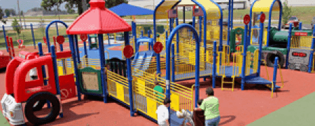 Valencia adaptará todos sus parques con atracciones para niños con discapacidad