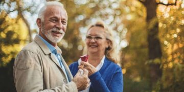 Personas mayores durante un viaje del IMSERSO turismo