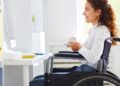 Mujer con discapacidad