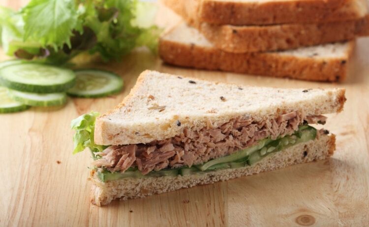 El canónigo es ideal para aderezar tus sándwiches sin aportar calorías