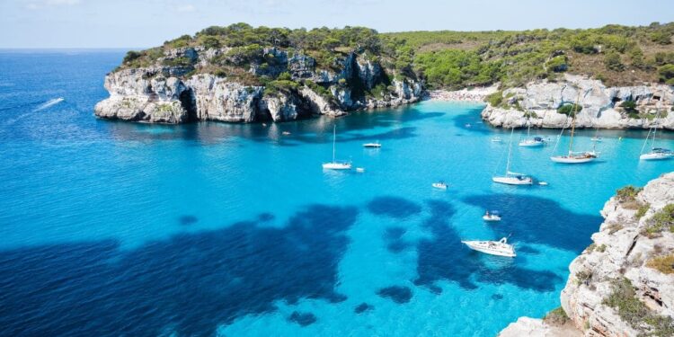 Escápate a Menorca a precio de IMSERSO con Viajes El Corte Inglés