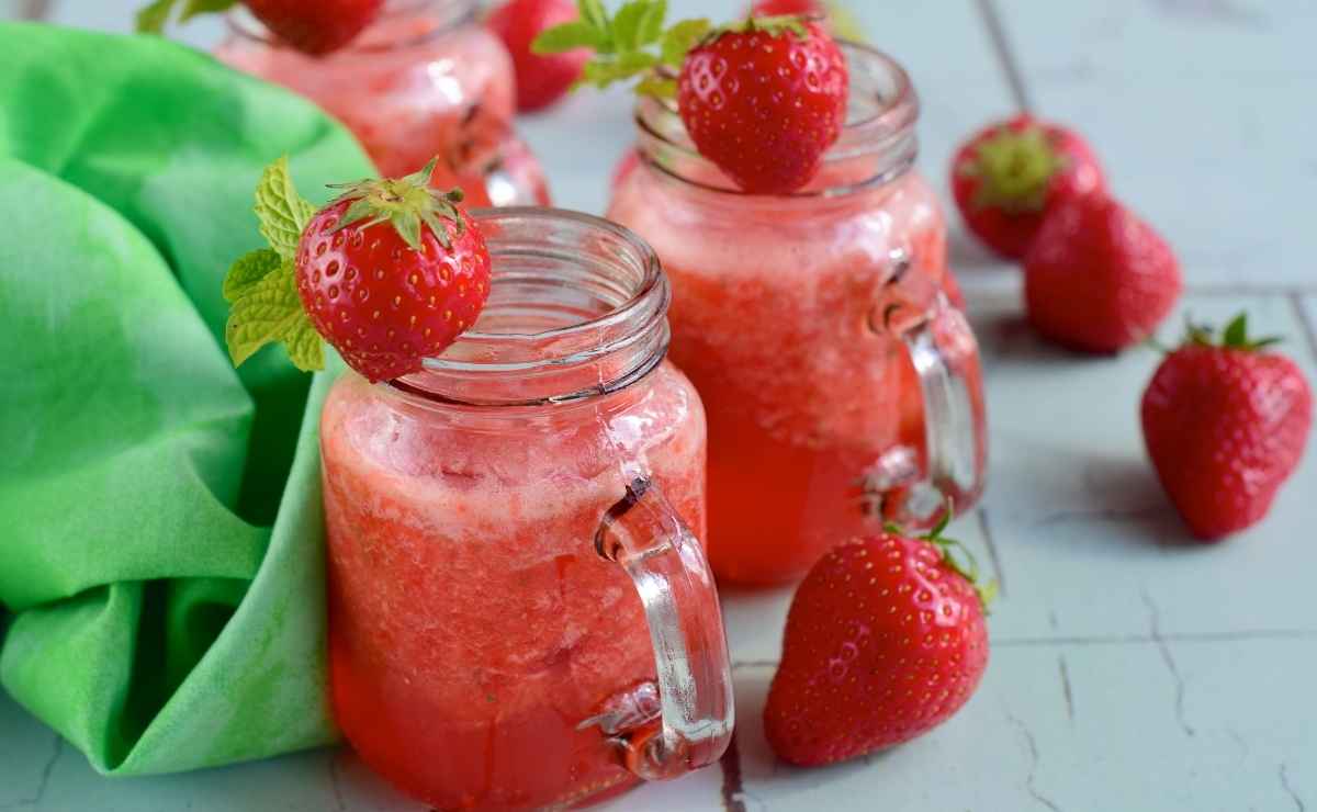 Jugo de fresa para bajar los triglicéridos