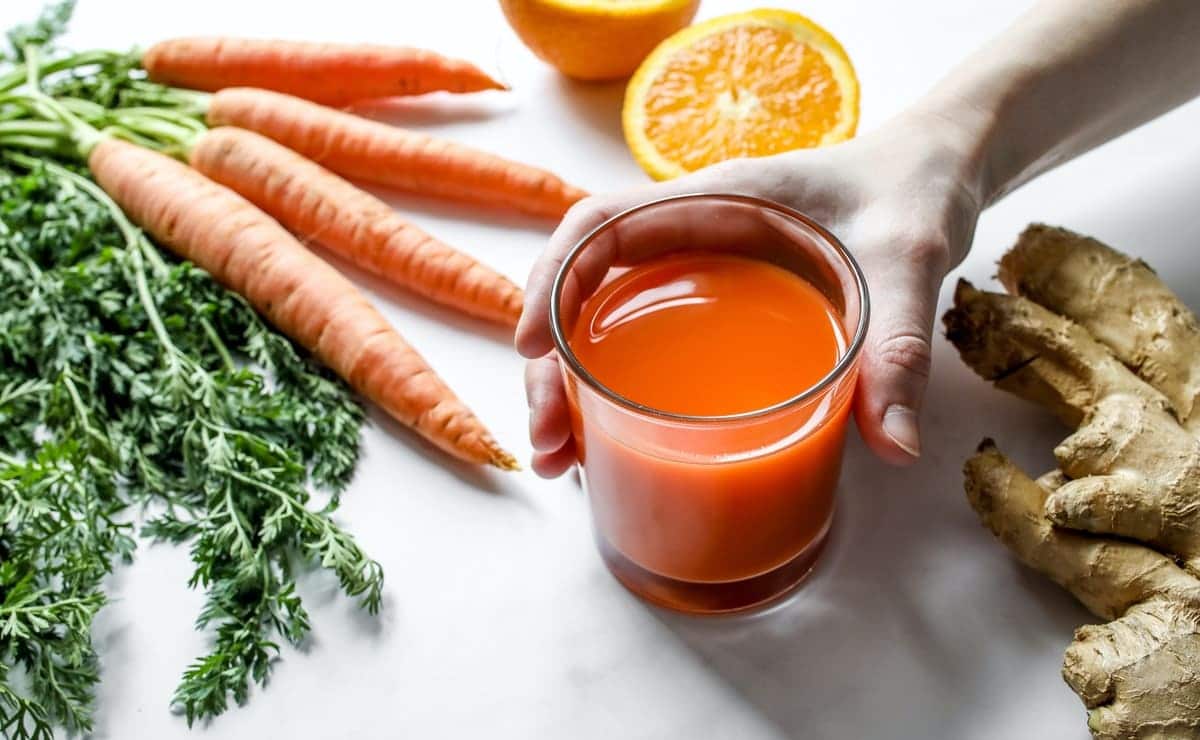 jugo de zanahoria con naranja y jengibre