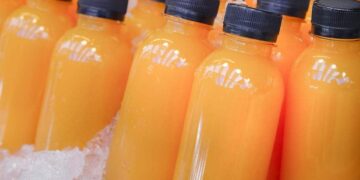 Cómo congelar el jugo de naranja