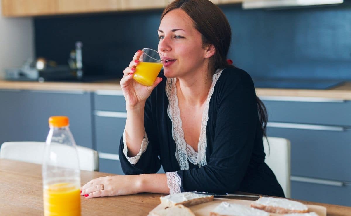 jugo naranja microbiota flora intestinal zumo fruta