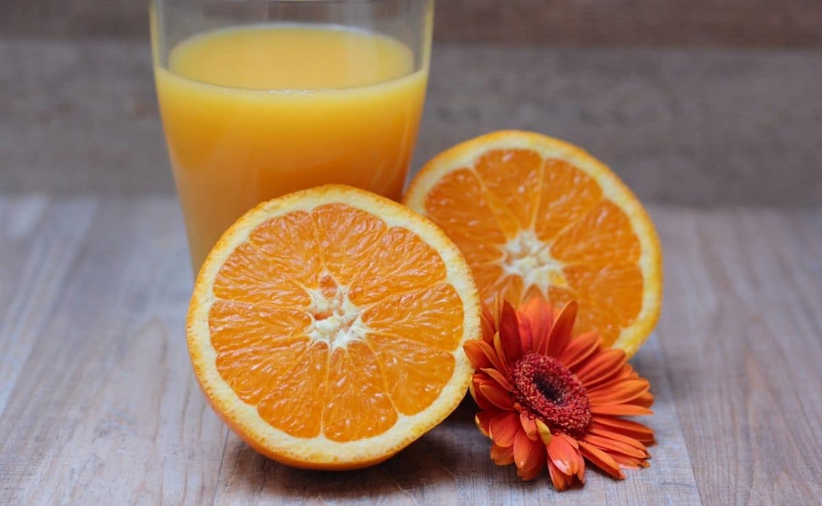 jugo naranja zumo cítrico combinado salud dieta fruta