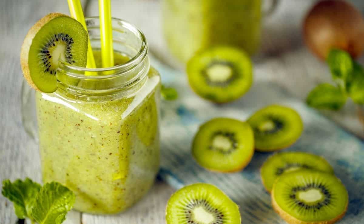 3 recetas con kiwi para mejorar tu salud