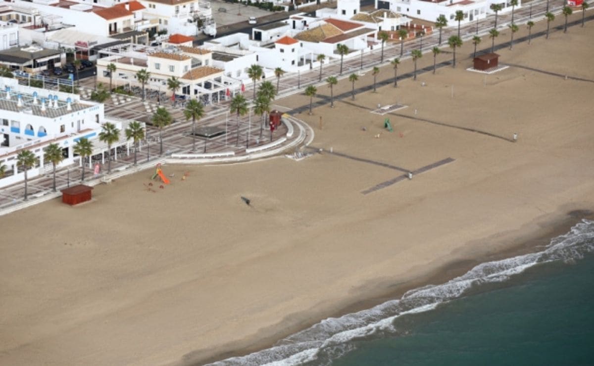 La gran playa de Lepe en Huelva se llama La Antilla