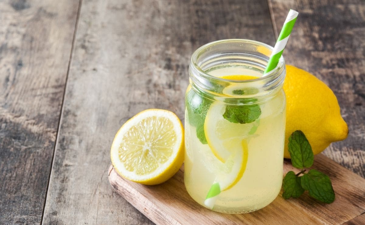 limonada limón fruta yunas alimento bebida líquido vitaminas cítrico