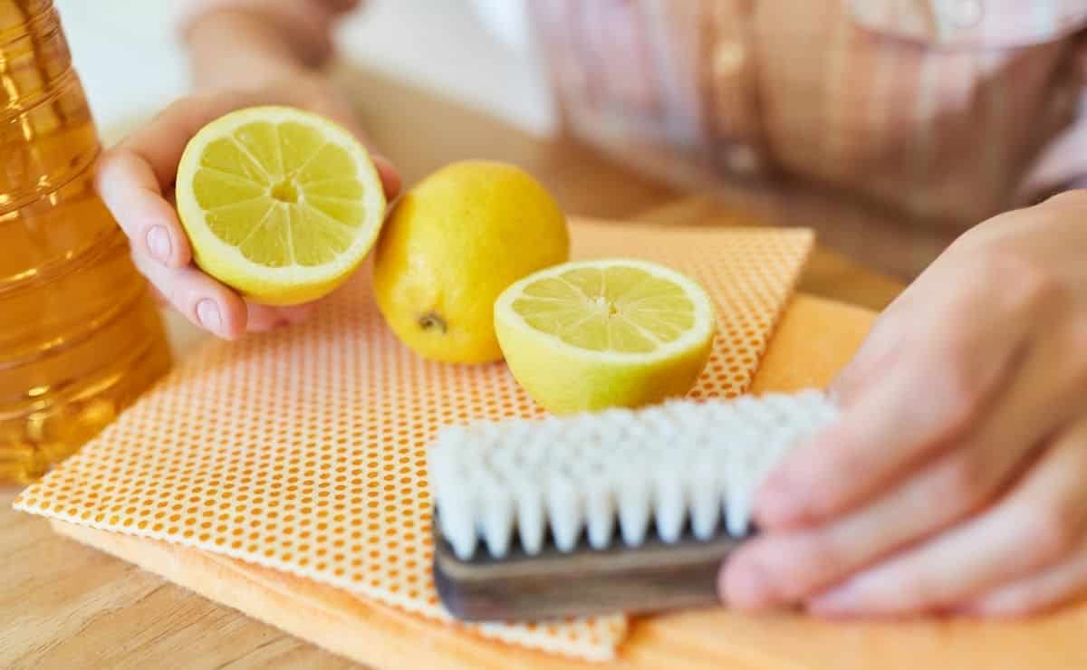 Cáscaras de limón para espantar polillas