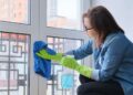 El ingrediente para limpiar las ventanas sin esfuerzo