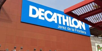 Las zapatillas rebajadas de Decathlon en color pastel de Kalenji