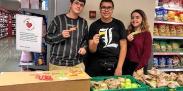 Venden 6.555 manzanas solidarias por la esclerosis múltiple