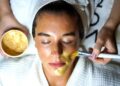 Cómo hacer la mascarilla casera con clara de huevo que limpia la piel