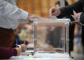 Así puedes evitar estar en la mesa electoral en España si tienes una incapacidad permanente