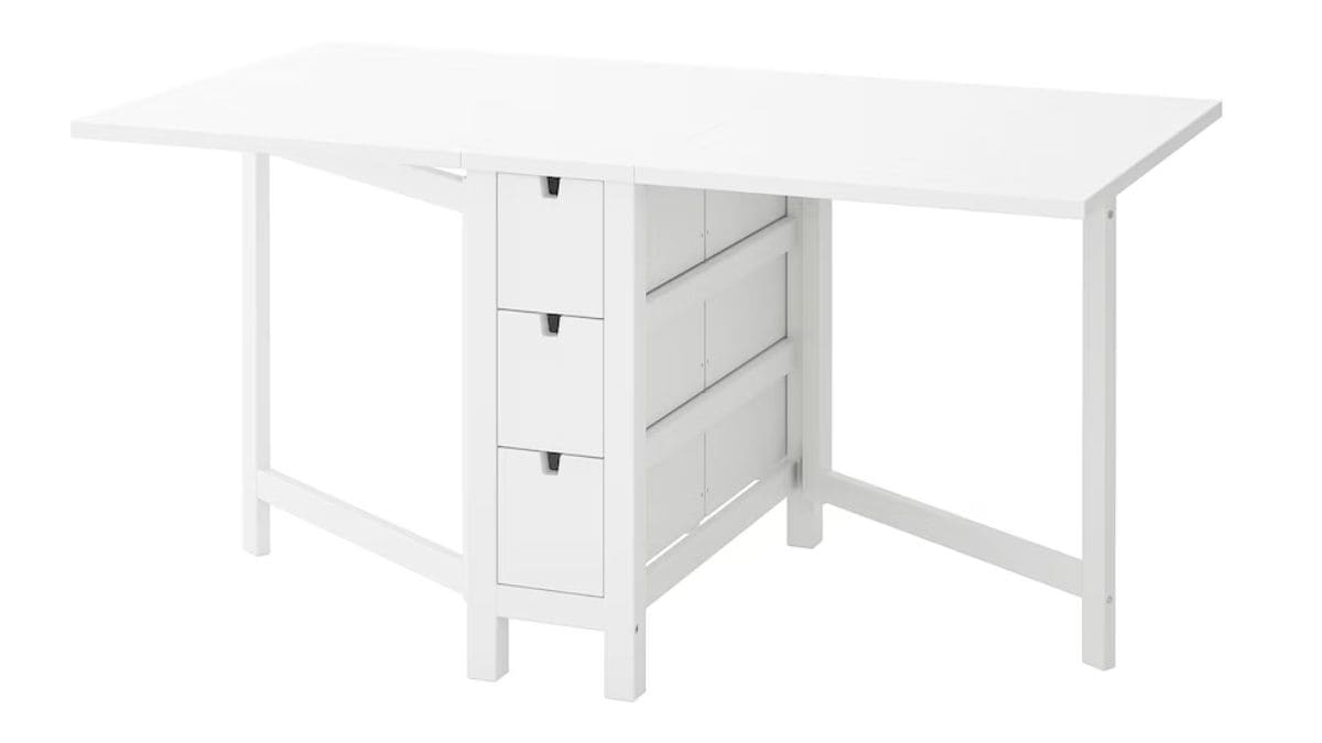La mesa abatible de IKEA ideal para teletrabajar o estudiar en casa