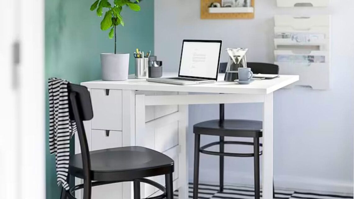 La mesa abatible de IKEA ideal para teletrabajar o estudiar en casa