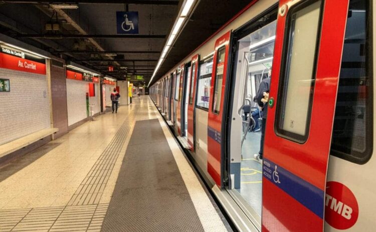 Parada del Metro de Barcelona accesible
