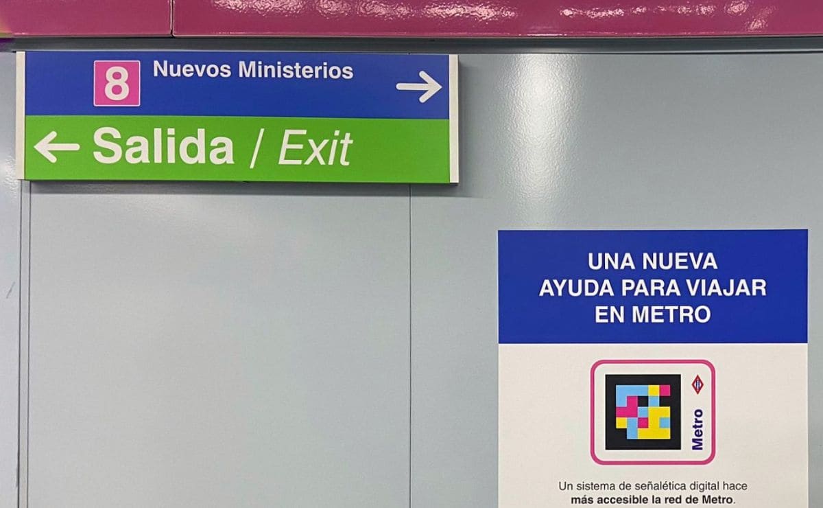 La Comunidad de Madrid instala en el Metro el sistema guiado por voz para personas ciegas de NaviLens