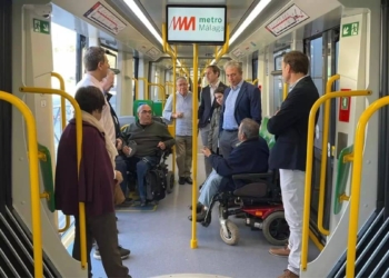 El metro de Málaga se adapta a las personas con discapacidad