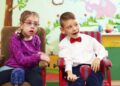 Niños con discapacidad en el colegio