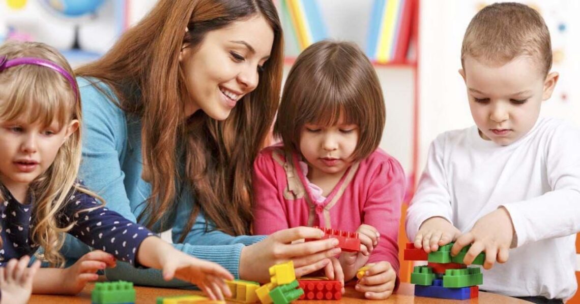 Niños con discapacidad intelectual en un centro de educación especial