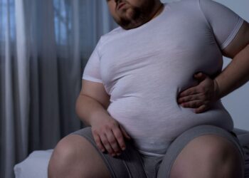 Un estudio señala que tener obesidad en el momento del diagnóstico de esclerosis múltiple aumenta el riesgo de discapacidad