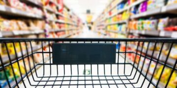 La OCU recomiendan consumir con moderación o no consumir natillas tras analizar el producto de distintos supermercados