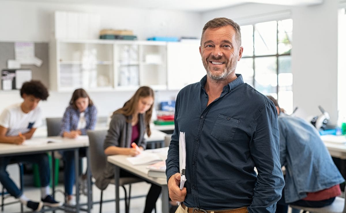 La Universidad de Granada lanza más de 200 plazas en su nueva oferta de empleo público