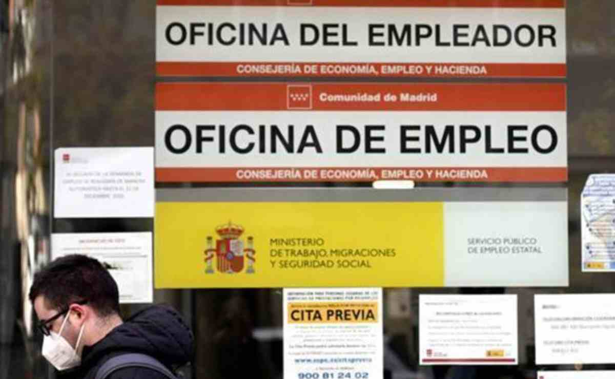 oficina empleo paro renovar