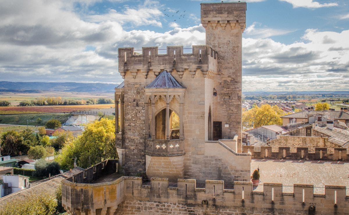 Olite, pueblo medieval en Navarra