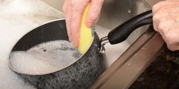 Cómo usar el vinagre para la limpieza de ollas y cacerolas
