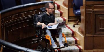 Pablo Echenique en el Congreso de los Diputados, que no es accesible para las personas con discapacidad