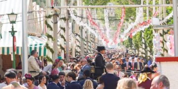 Miles de personas ostomizadas se quedan una vez más sin poder ir a la Feria de Sevilla